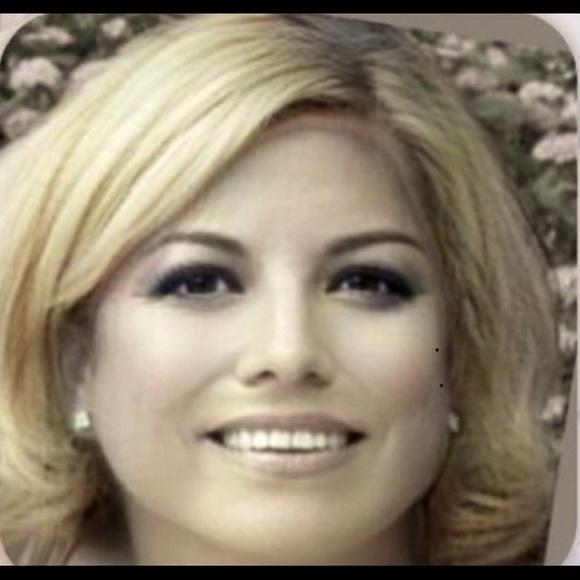 Meet your Posher, Pamela - Picture 1 of 1